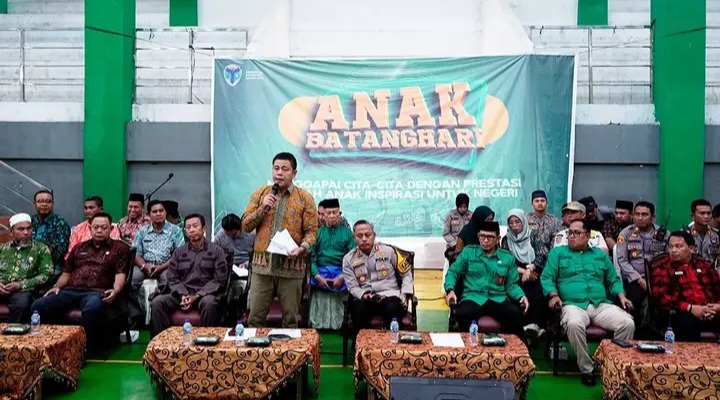 Arif Budiman Hadiri Sarasehan Pelajar SLTA Kabupaten Batanghari