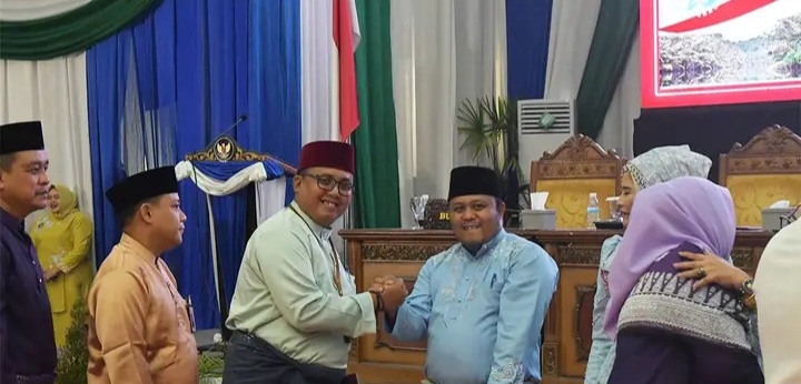Asisten II Setda Batanghari Hadiri Rapat Paripurna DPRD Tanjabtim