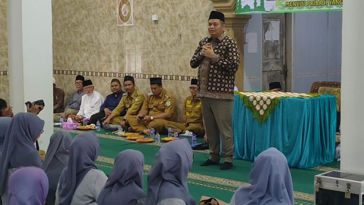 Ketua DPRD Kota Jambi Hadiri Isra’ Mi’raj di Masjid Sholahudin Kecamatan Danau Sipin
