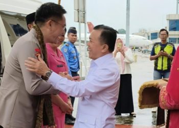 Gubernur Jambi Sambut Kedatangan Kapolda Baru Irjen Pol Krisno Halomoan Siregar