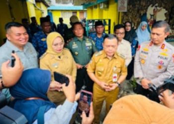 Ketua DPRD Kota Jambi Kemas Faried Dampingi Gubernur Tinjau Program Makan Bergizi Gratis