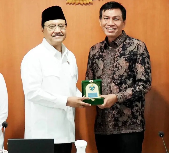 Bupati Batanghari Audiensi dengan Mensos RI, Usulkan Pembangunan Sekolah Rakyat di Muara Bulian