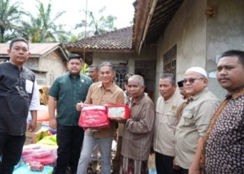 Wabup Jun Mahir Tinjau Langsung Lokasi Kebakaran di Tanjung Katung