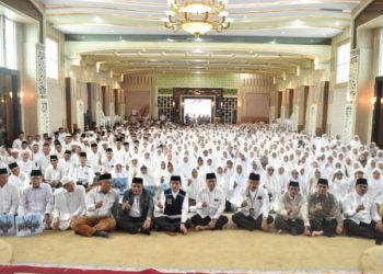 Wali Kota Jambi Maulana Lepas 660 Calon Jamaah Haji