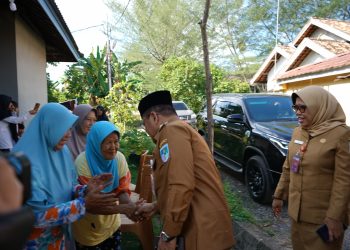 Tersapu Puting Beliung, Rumah Warga Koga Jambi Rusak: MaulanaTinjau dan Salurkan Bantuan 