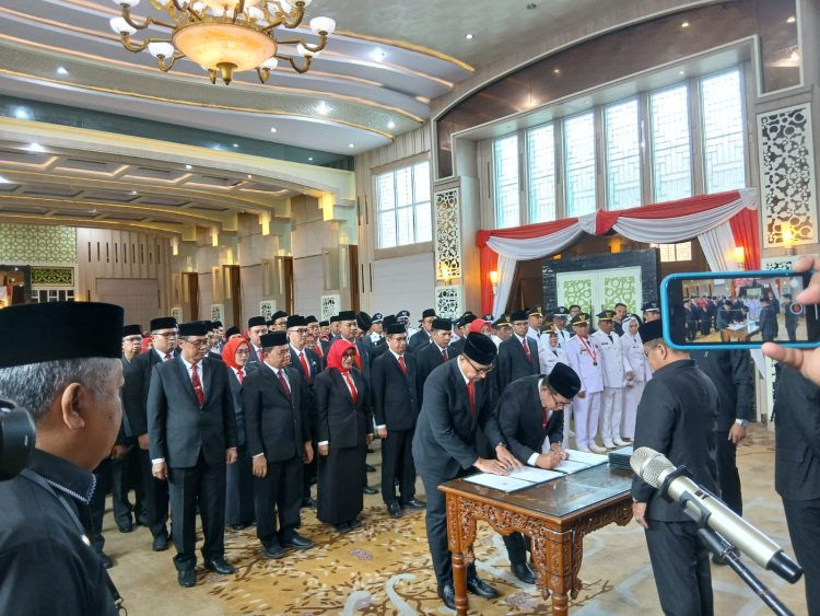 Wali Kota Jambi Lantik Pejabat Baru, Tegaskan Komitmen Wujudkan 11 Program Prioritas Kota Jambi Bahagia