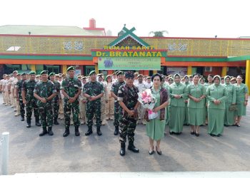 Kakesdam XX/Tanjungpura Tuanku Imam Bonjol Robet Simanjuntak Disambut Hangat di Denkesyah Jambi: Harmoni Dedikasi dan Pengabdian dalam Layanan Kesehatan Militer