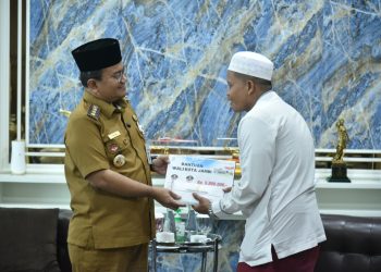 Wali Kota Jambi Serahkan Bantuan Operasional untuk Tempat Ibadah, Perkuat Pondasi Spiritual Masyarakat