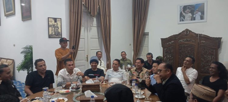 Dua Dekade Lebih Reformasi, Para Aktivis ’98 Sumbar Reuni di Gedung Indo Jalito