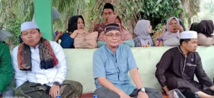 Sambut Ramadhan 1447 H, Wakil Ketua DPRD Muaro Jambi Jurjani Ikuti Ziarah Kubur Massal di Sekernan