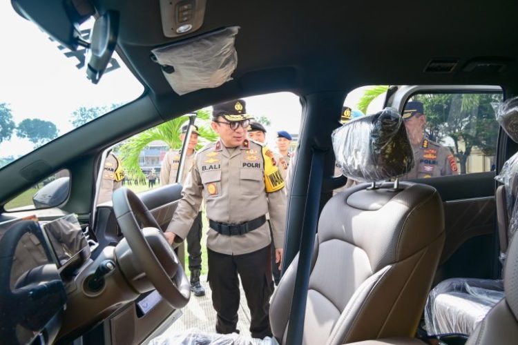 Perkuat Pelayanan dan Respons Cepat 110, Biro Logistik Serahkan Kendaraan Dinas Pamapta kepada Polresta Jambi