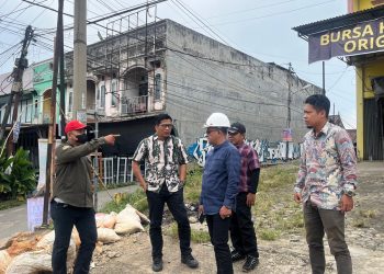 Jelang Idul Fitri, Dinas PUPR Provinsi Jambi Lakukan Pemeliharaan Insfratruktur Jalan dan Drainase