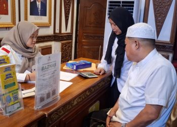 Kadis PUTR Muzakir Salurkan Zakat: Baznas RI Apresiasi Komitmen OPD Pemprov Jambi