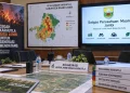 Ditreskrimsus Polda Jambi Salurkan 10 Ton Air Bersih dan 100 Paket Sembako untuk Warga Kenali Asam Atas